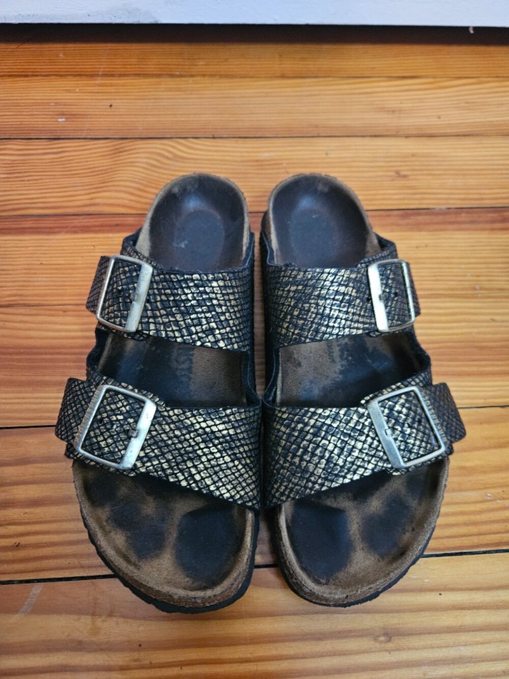 RARE🔥Birkenstock Arizona Shiny Python Black Microfiber Sandal Size 39 Snakeskin - Picture 4 of 8